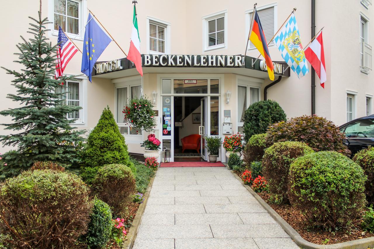 Boutique Hotel Beckenlehner Unterhaching Exterior foto
